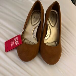 New dexflex comfort shoes